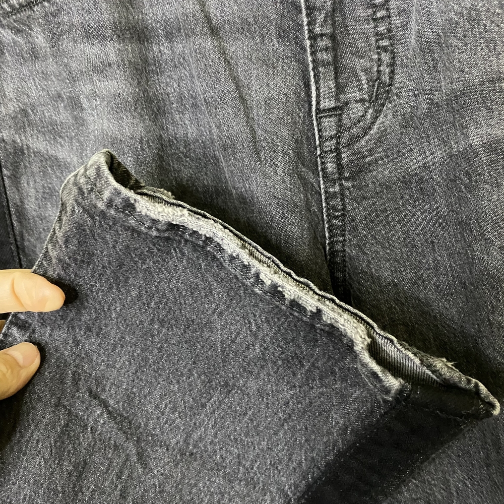 Madewell Women's Charcoal Straight Leg Jeans - Picture 7 of 16